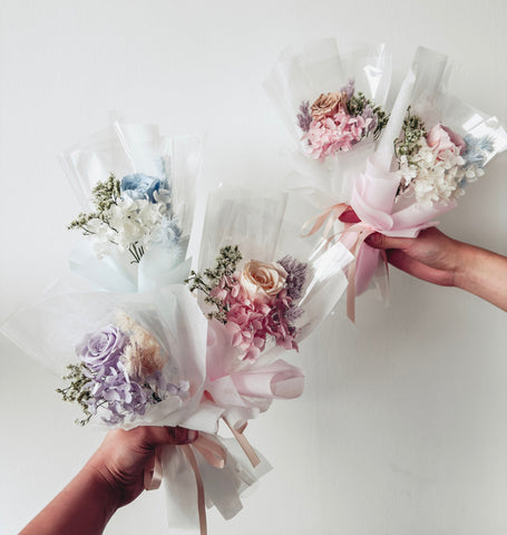 Copy of Simple Preserved Mini Bouquets (Bundle of Assorted Colours)