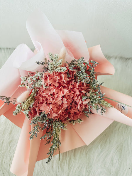 Valentine Mini Forest Berries Ice Cream Cake + Preserved Flowers Bundle